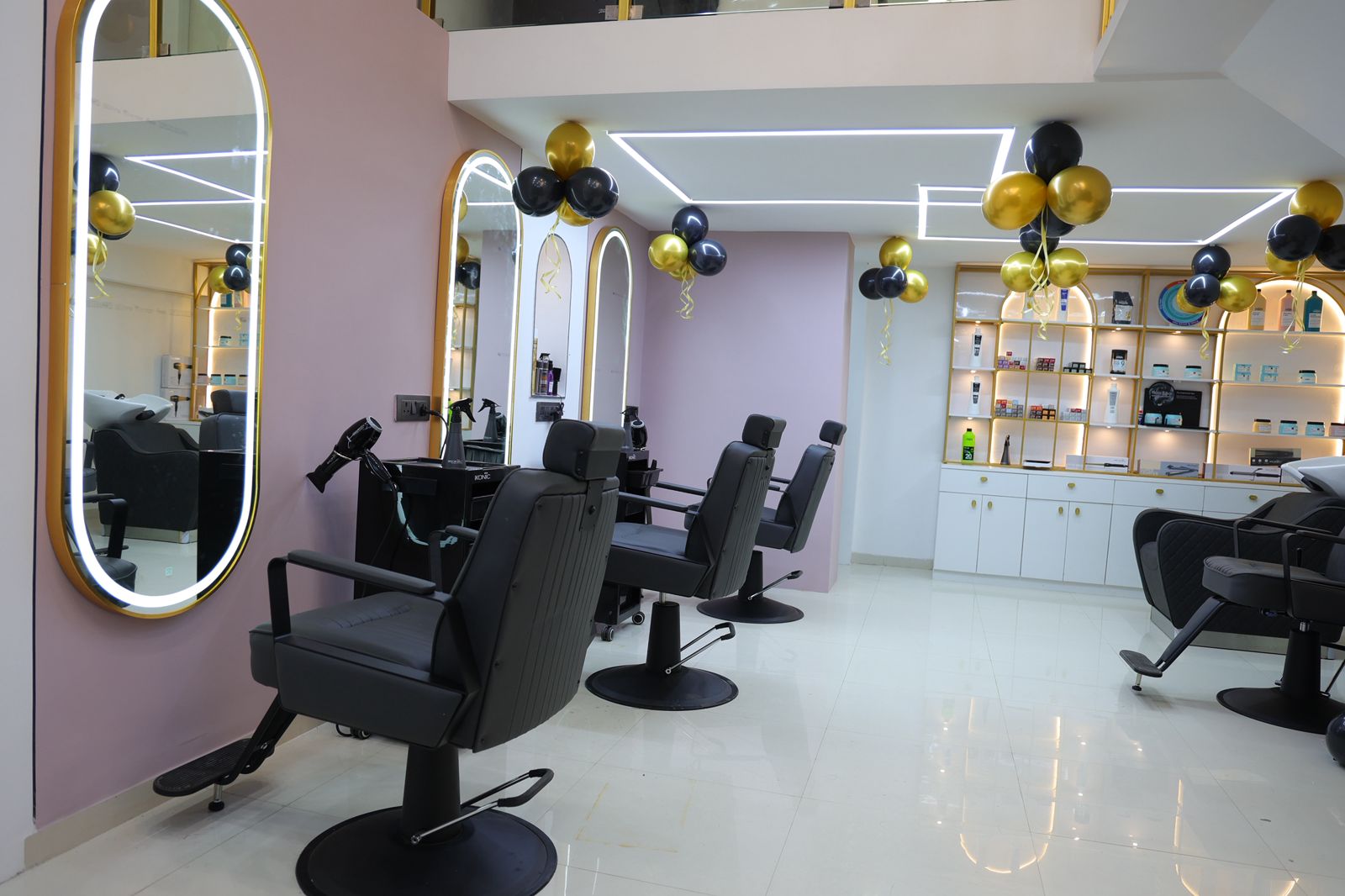 Sizo Family Salon interior
